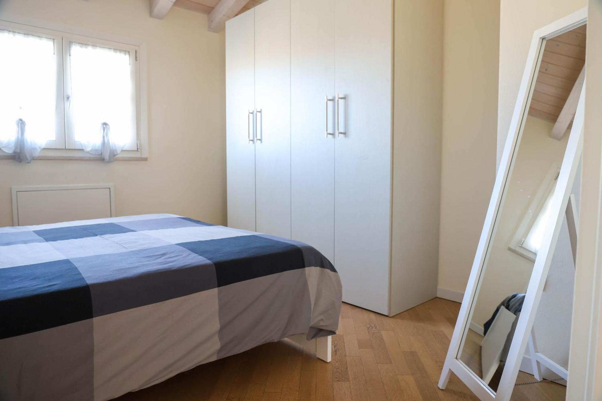 Casa Monia Lejlighed Lonato Eksteriør billede
