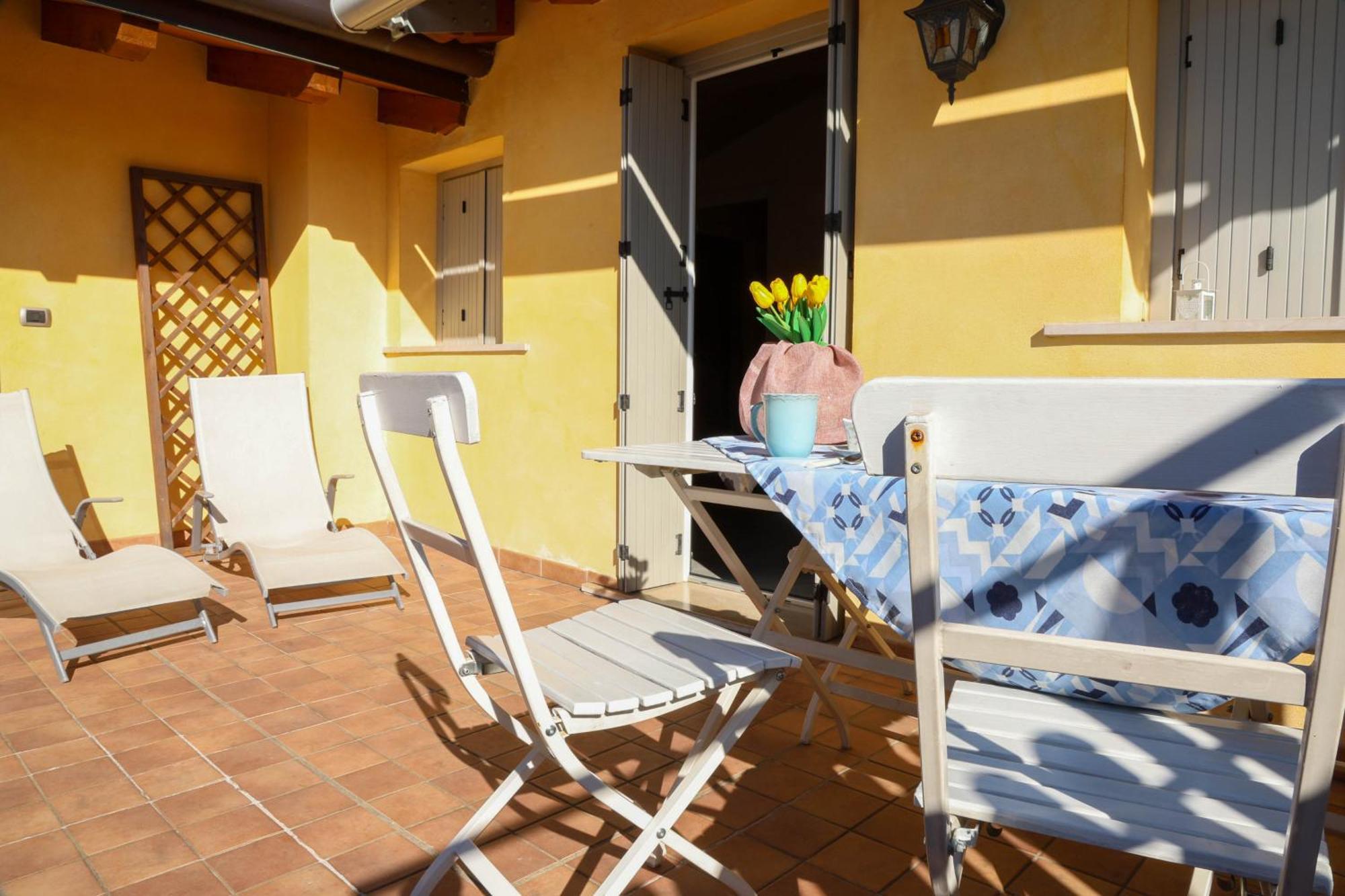 Casa Monia Lejlighed Lonato Eksteriør billede